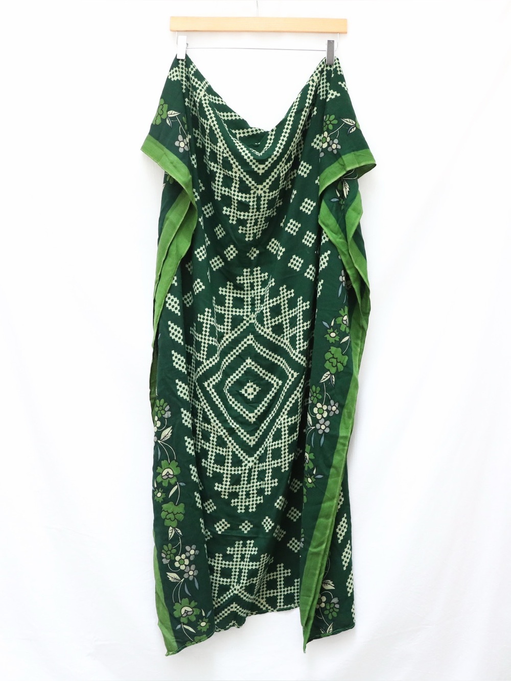Large green pashmina scarf geometric ethnic print boho coverup beach wrap